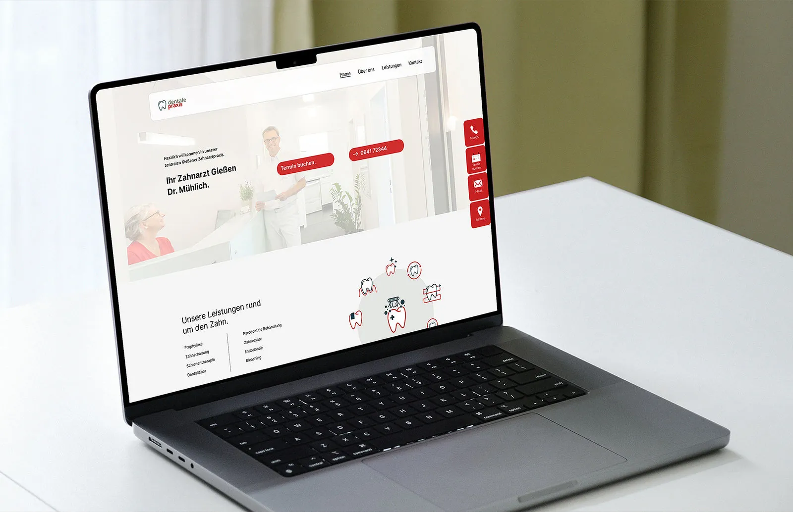 Dentale Praxis Dr. Mühlich: Website auf Laptop