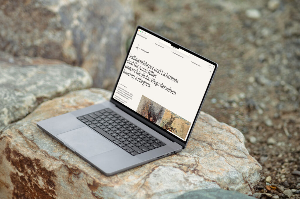 Mac Book v1